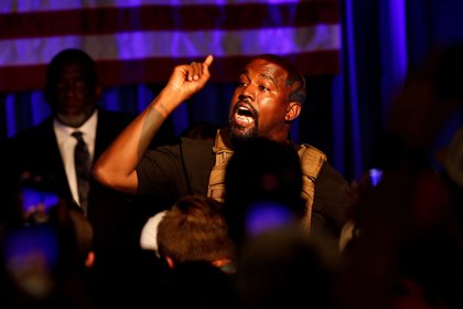 Kanye West sorprendió con las publicaciones que hizo en Twitter y luego las eliminó (Reuters)