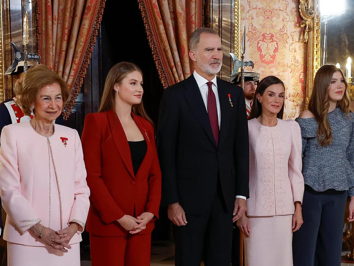 QUGREE TOODIZE Y DORTA SORTIO, Muy bonitos en rojo para dar el azúcar de oro |qui diazaku