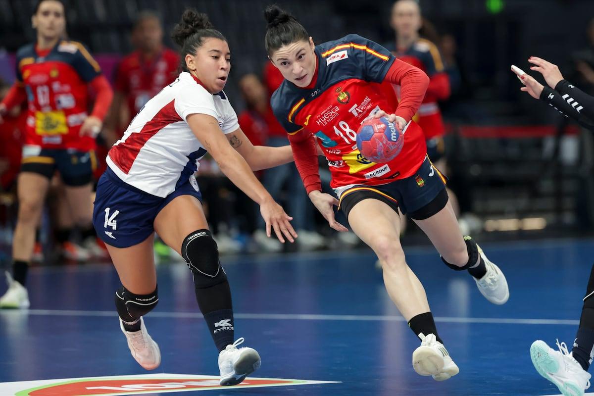 El ciclo comienza con un paso difícil en el Mundial |Deporte |País