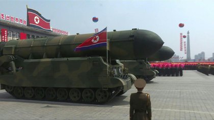 Corea del Norte lanzó varios proyectiles, probablemente misiles de crucero, hacia el mar el martes, dijo el ejército surcoreano en vísperas de las elecciones en Seúl.